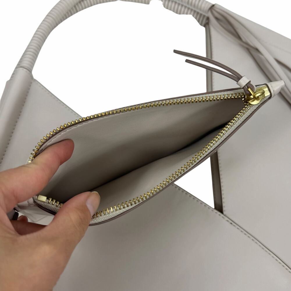 Donna Karan Baldwin Large Shoulder Bag with Pouch Sand White Leather - Picture 14 of 15